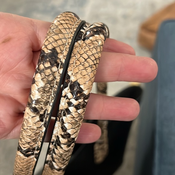 Black vegan leather python straps - Picture 5 of 6